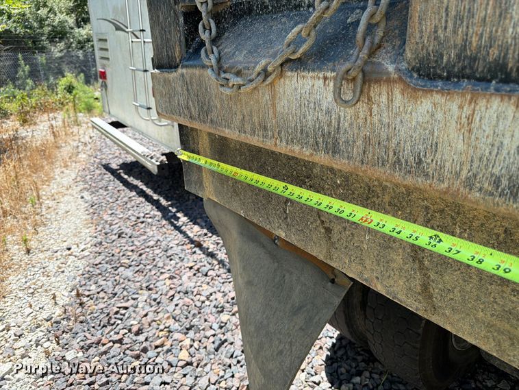image for item YA4130 2004 Mack Granite CV713 dump truck