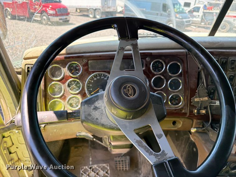 image for item YA4130 2004 Mack Granite CV713 dump truck