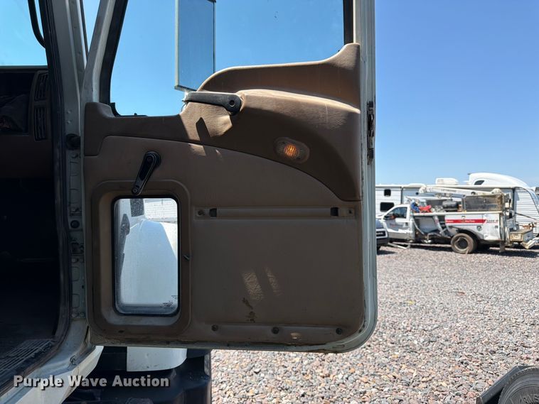 image for item YA4130 2004 Mack Granite CV713 dump truck