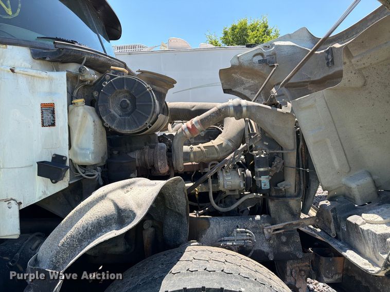 image for item YA4130 2004 Mack Granite CV713 dump truck