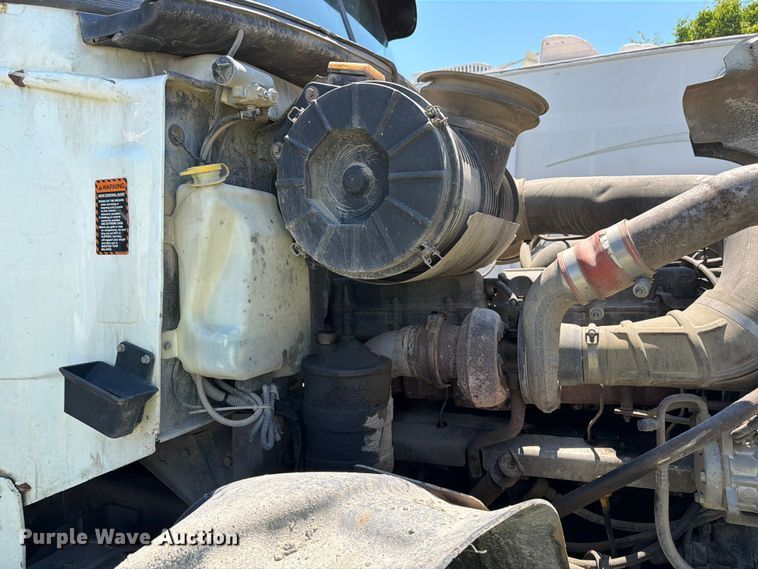 image for item YA4130 2004 Mack Granite CV713 dump truck