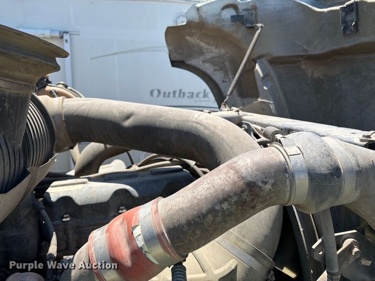 image for item YA4130 2004 Mack Granite CV713 dump truck