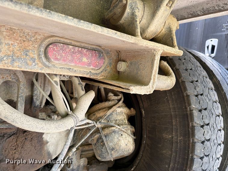 image for item YA4130 2004 Mack Granite CV713 dump truck