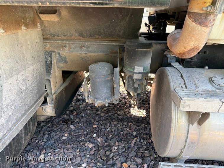 image for item YA4130 2004 Mack Granite CV713 dump truck