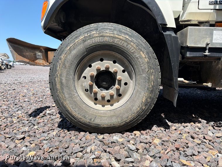 image for item YA4130 2004 Mack Granite CV713 dump truck