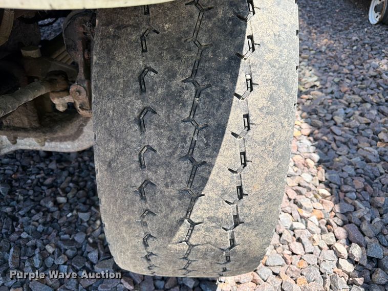 image for item YA4130 2004 Mack Granite CV713 dump truck