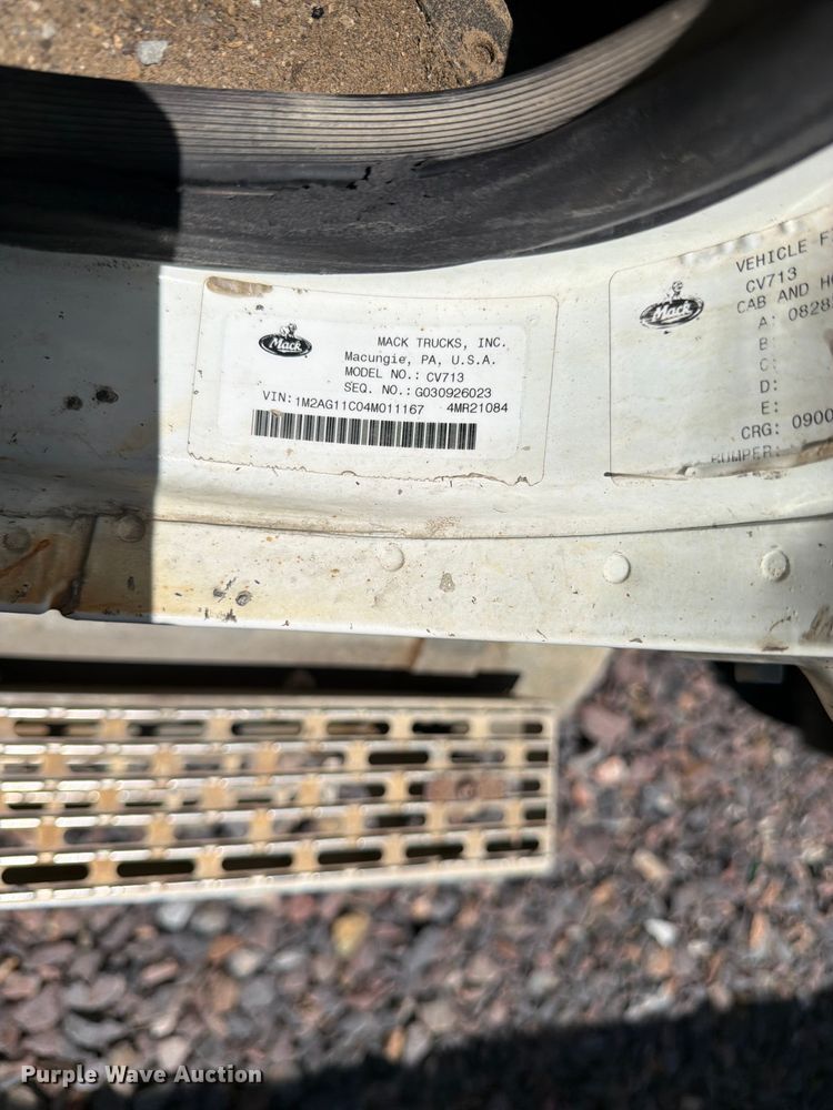 image for item YA4130 2004 Mack Granite CV713 dump truck