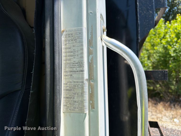 image for item YA4130 2004 Mack Granite CV713 dump truck