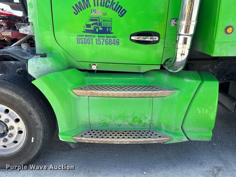 image for item YA4267 2016 Kenworth T680 dump truck