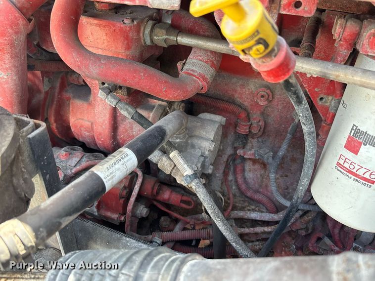 image for item YA4267 2016 Kenworth T680 dump truck