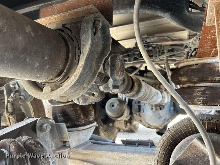 image for item YA4267 2016 Kenworth T680 dump truck