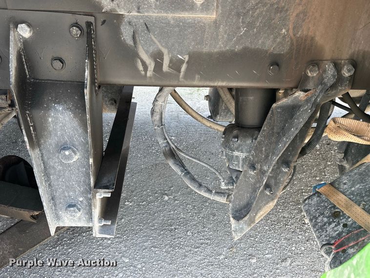 image for item YA4267 2016 Kenworth T680 dump truck