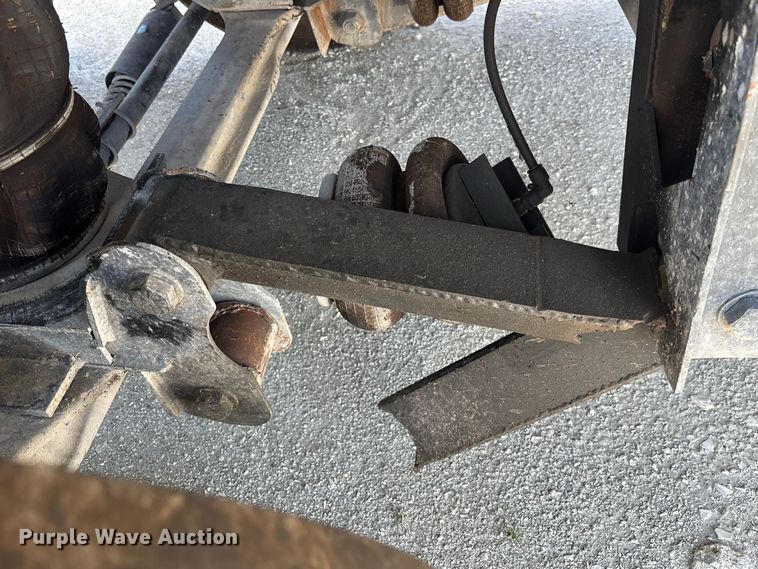 image for item YA4267 2016 Kenworth T680 dump truck
