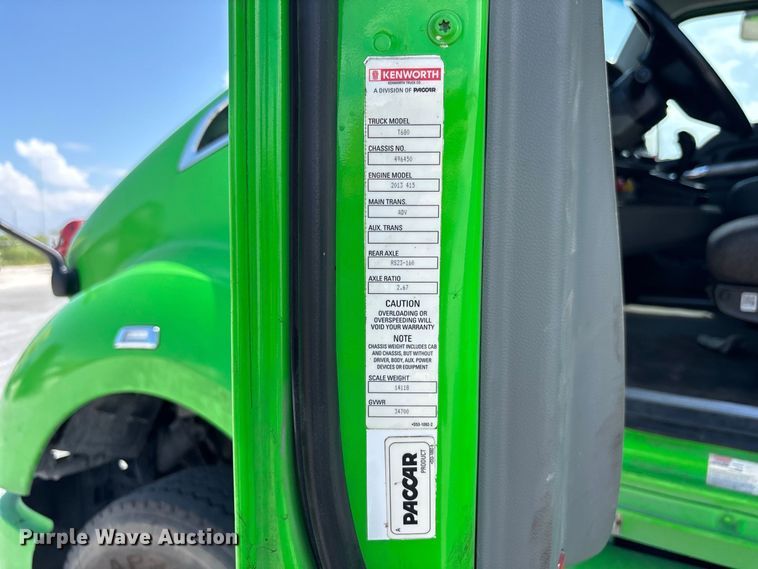 image for item YA4267 2016 Kenworth T680 dump truck
