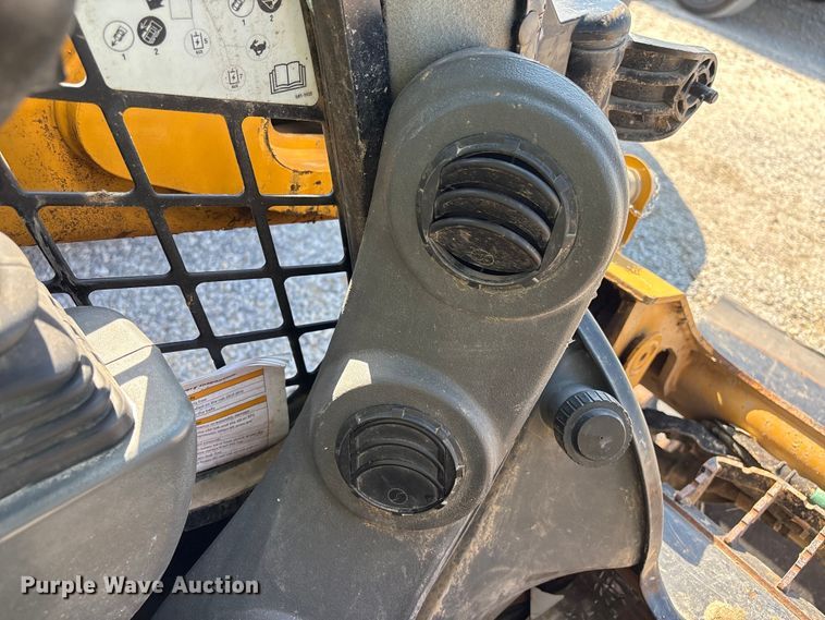 image for item YA4350 2022 Caterpillar 259D3 tracked skid steer loader