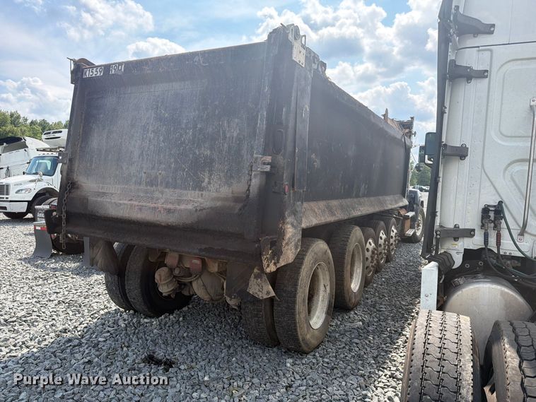 image for item YA4352 2014 Western Star 4700 dump truck