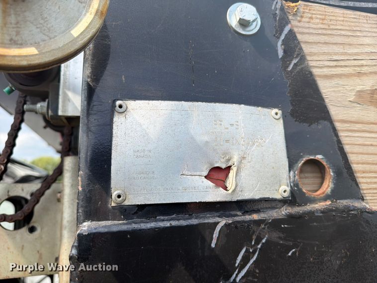 image for item YA4352 2014 Western Star 4700 dump truck