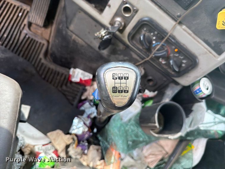 image for item YA4352 2014 Western Star 4700 dump truck