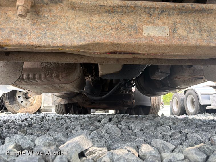 image for item YA4352 2014 Western Star 4700 dump truck