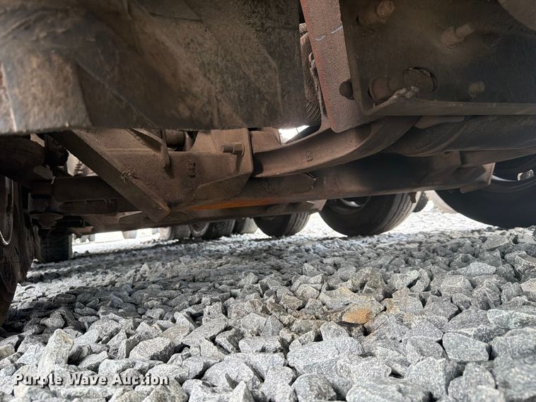 image for item YA4352 2014 Western Star 4700 dump truck
