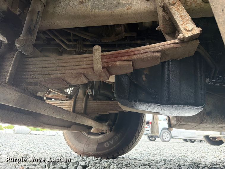 image for item YA4352 2014 Western Star 4700 dump truck