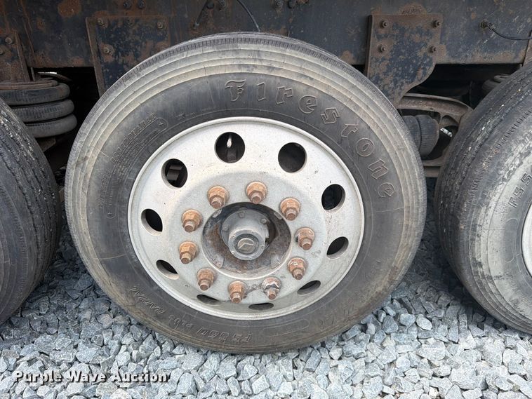 image for item YA4352 2014 Western Star 4700 dump truck