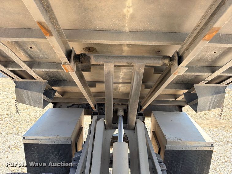 image for item YA4394 2016 Ford F750 Super Duty forestry bucket truck