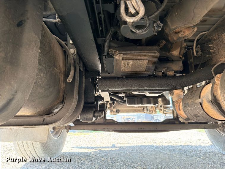 image for item YA4394 2016 Ford F750 Super Duty forestry bucket truck