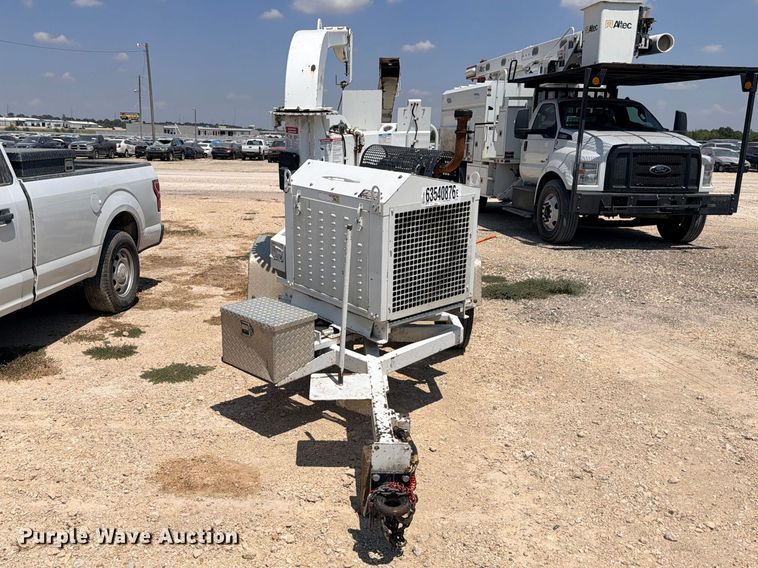 image for item YA4397 2019 Bandit 200UC wood chipper