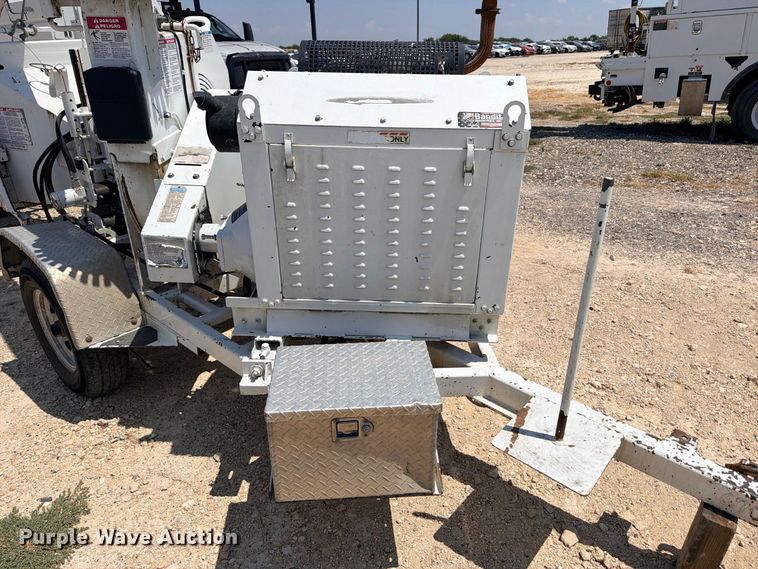 image for item YA4397 2019 Bandit 200UC wood chipper