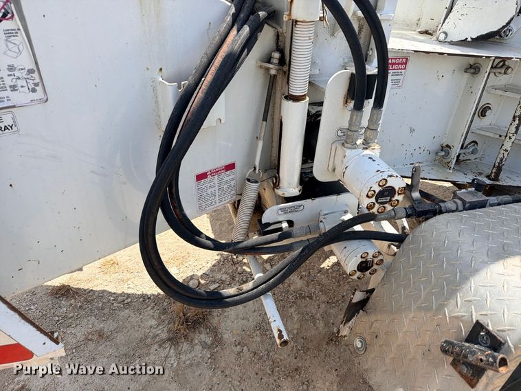 image for item YA4397 2019 Bandit 200UC wood chipper