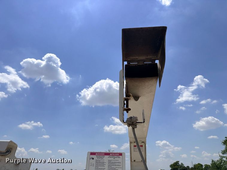 image for item YA4397 2019 Bandit 200UC wood chipper