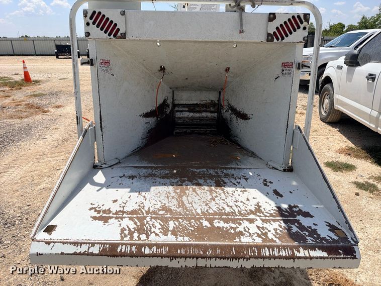 image for item YA4397 2019 Bandit 200UC wood chipper
