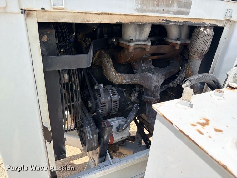 image for item YA4397 2019 Bandit 200UC wood chipper