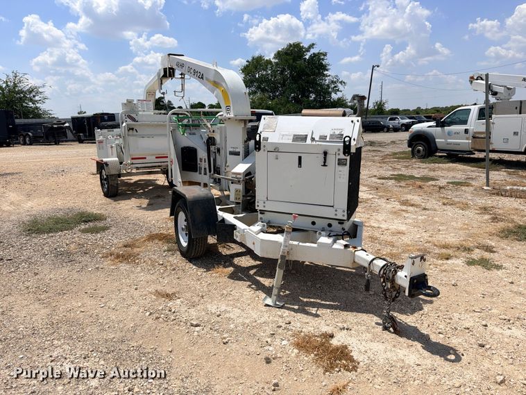 image for item YA4398 2012 Altec DC912A wood chipper