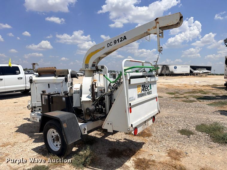 image for item YA4398 2012 Altec DC912A wood chipper