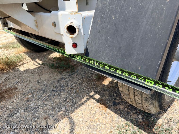 image for item YA4398 2012 Altec DC912A wood chipper