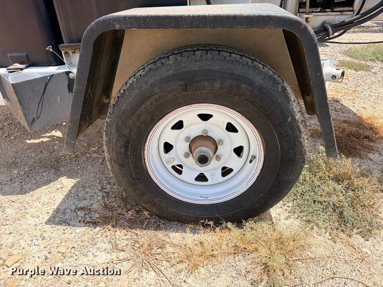 image for item YA4398 2012 Altec DC912A wood chipper