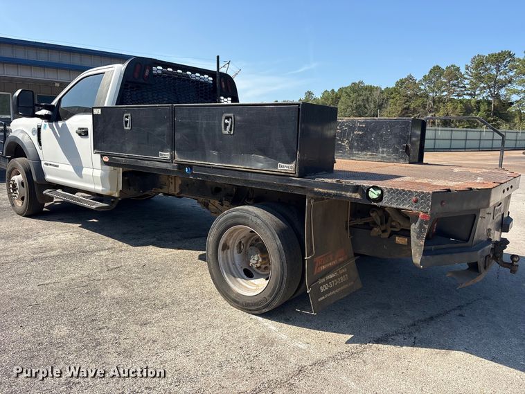 image for item YA4404 2019 Ford F550 Super Duty flatbed truck