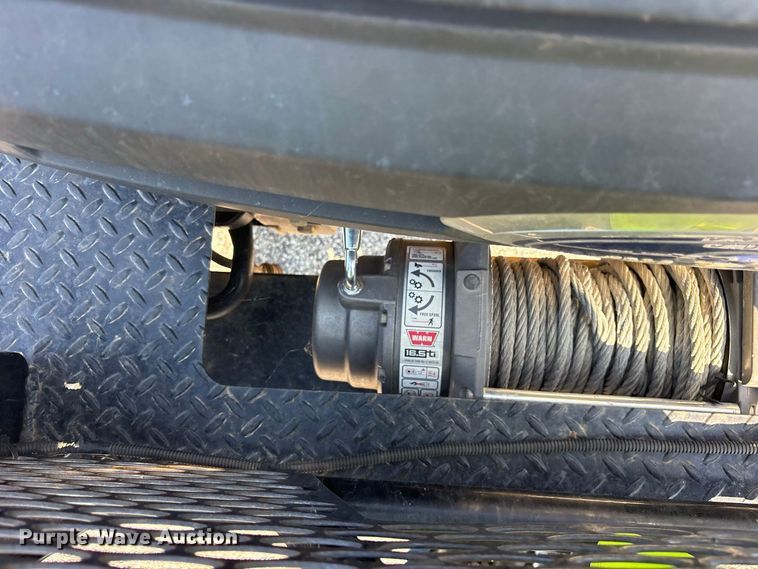 image for item YA4404 2019 Ford F550 Super Duty flatbed truck