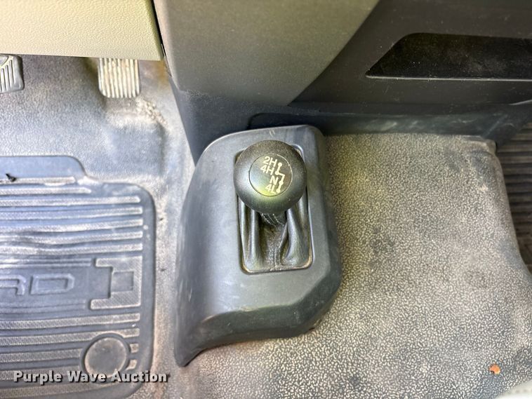 image for item YA4404 2019 Ford F550 Super Duty flatbed truck