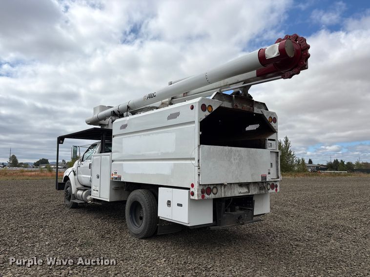 image for item YA4444 2015 Ford F750 forestry bucket truck