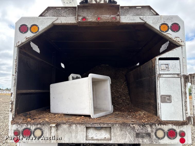 image for item YA4444 2015 Ford F750 forestry bucket truck