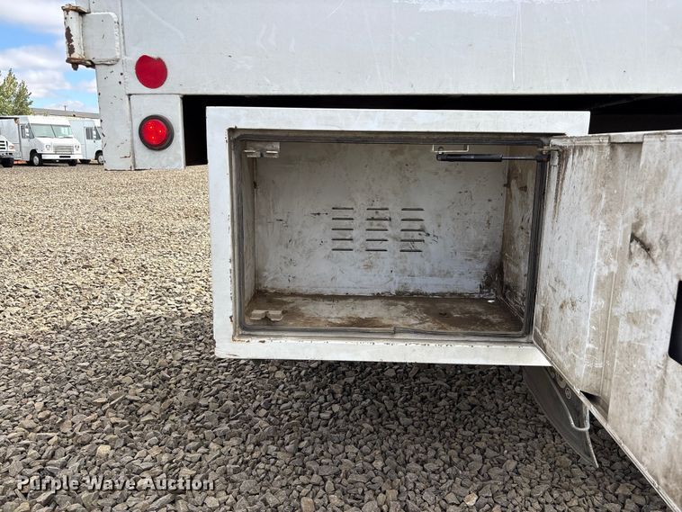 image for item YA4444 2015 Ford F750 forestry bucket truck
