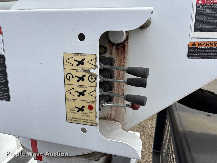 image for item YA4444 2015 Ford F750 forestry bucket truck