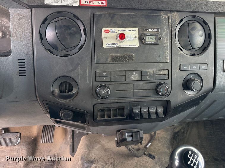 image for item YA4444 2015 Ford F750 forestry bucket truck