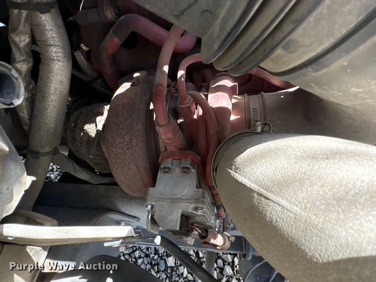 image for item YA4444 2015 Ford F750 forestry bucket truck