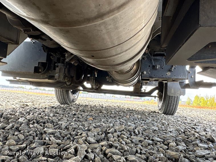 image for item YA4444 2015 Ford F750 forestry bucket truck