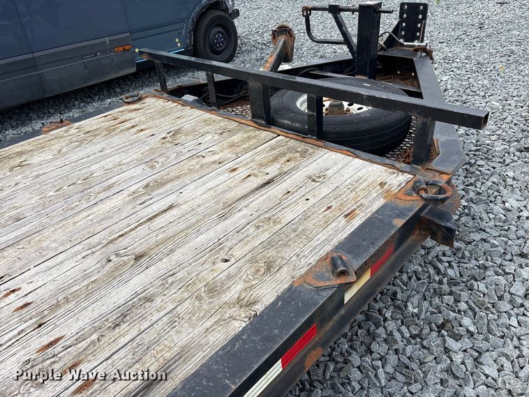image for item YA4469 2018 Load Trail tilt deck equipment trailer