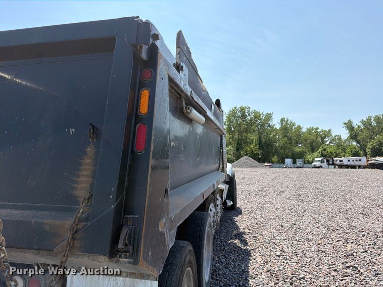 image for item YA4512 2023 Kenworth T880 dump truck 